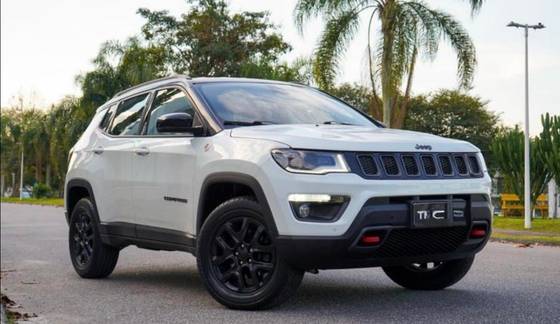 JEEP COMPASS 2.0 16V DIESEL TRAILHAWK 4X4 AUTOMÁTICO JEEP COMPASS 2.0 16V DIESEL TRAILHAWK 4X4 AUTOMÁTICO